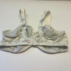 Wacoal 85567 Awareness Full Figure Seamless Underwire Bra 44DD Ivory Floral Lace thumbnail 4