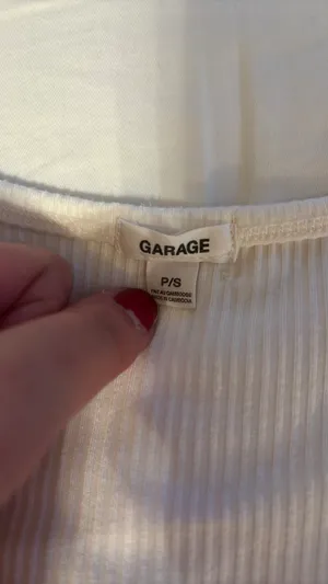 Garage White Cropped Long Sleeve thumbnail 5