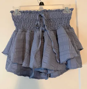 SheIn Blue Smocked Ruffle Shorts – XS thumbnail 1