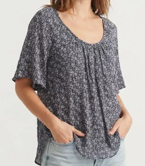 Faherty Women’s Floral Crinkle Blouse Short Sleeve Navy White Boho Casual Size L thumbnail 1