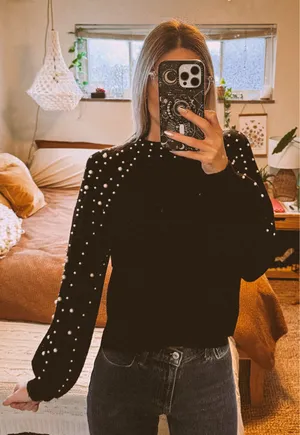 Sincerely Jules Pearl Sweater thumbnail 1