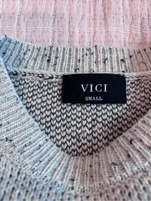 Vici Cowboy Sweater in Heather Brown size Small thumbnail 9