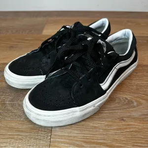 Vans Black Suede Unisex Low-Top Sneakers, Size 7.5 thumbnail 3
