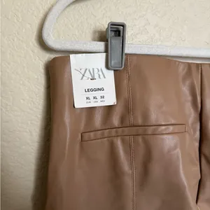 ZARA Faux Leather High Rise Straight Leg Pants Leggings Split‎ Hem Sz XL tan NEW thumbnail 6