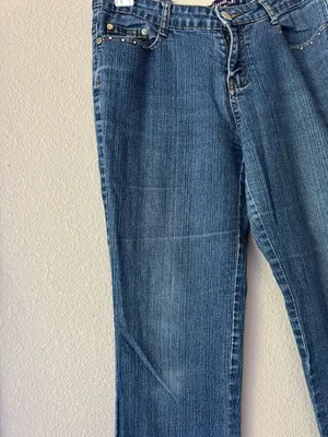 Women’s Dark Blue Embroidered Back-Pocket Jeans - Pink Detail thumbnail 3