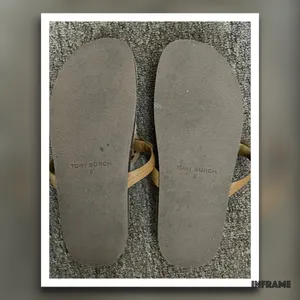 Tory Burch‎ Miller Cloud Shearling Thong Sandals thumbnail 4