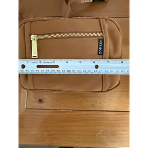 Zofrin‎ Brown Caramel Fanny Pack/Crossbody Unisex Multi Use Travel Vacation thumbnail 9