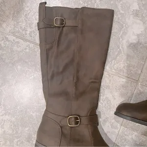 Bella Vita Baina Block Heel Tall Boots, Brow Size 11M New in Box Retail $110 thumbnail 8