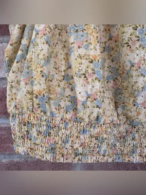 American Eagle Cropped Top Shirt Women’s XL Yellow Floral Cotton Cottagecore thumbnail 4