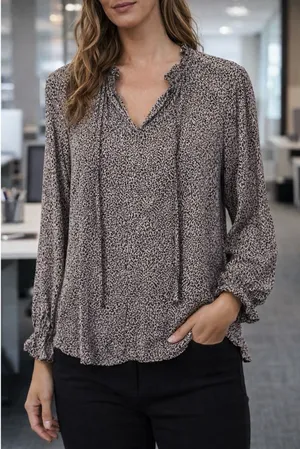 Sabrina Lauren Medium Blouse Animal Print Ruffle V-Neck Long Sleeve‎ Flowy Work thumbnail 1