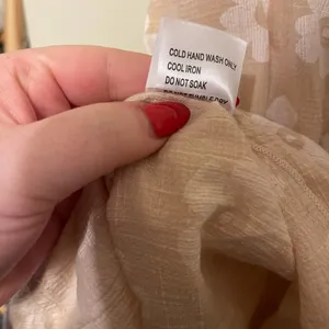 Princess Polly Cream and White Floral Wrap Mini Dress Size 6 thumbnail 4