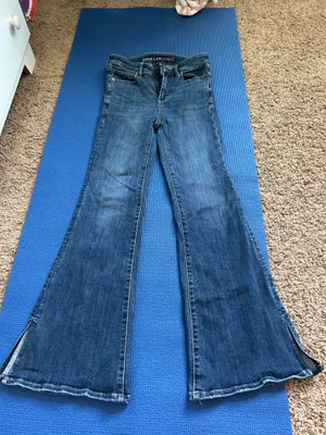American Eagle Super High-Rise Flare Jeans thumbnail 1