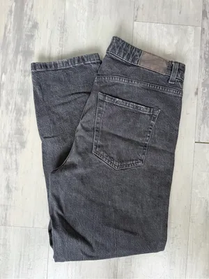 Zara Women’s Washed Black Relaxed Jeans thumbnail 6