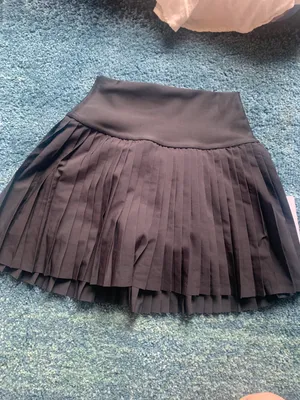Alo skirt thumbnail 3