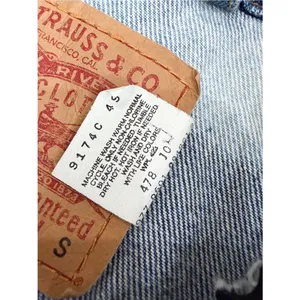 Levi’s Custom Distressed Denim Jacket Rose Patch Bleach Wash Women’s Small thumbnail 6