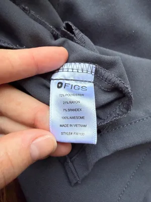 FIGS Women’s Charcoal Gray Casma Three Pocket Scrub Top - Size S thumbnail 4