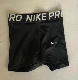 Nike Pro Shorts thumbnail 1