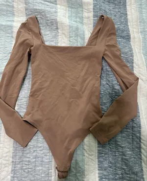 Aritzia Babaton Bodysuit thumbnail 1