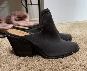 Chinese Laundry Heeled Mules thumbnail 1
