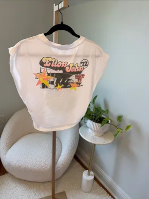 Daydreamer Rocket Man Graphic Tee with Multicolor Print sz XS thumbnail 3