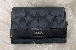 Vintage Coach Black Small Bifold Wallet signature logo thumbnail 1