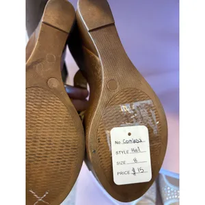 Contessa Yellow‎ Leather Laser Cut T-Strap Platform Wedge Sandals Size 8M Italy thumbnail 4