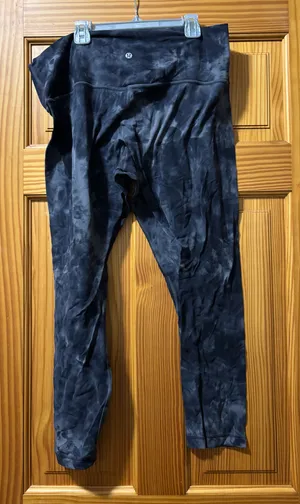 Lululemon Leggings Align 25" Camo Black thumbnail 1