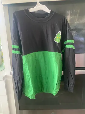 Universal Studios Grinch Shirt Green thumbnail 1