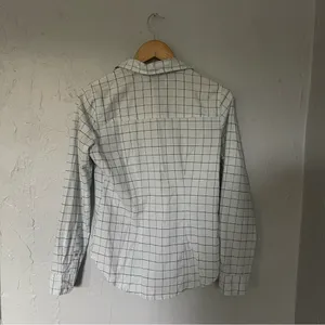 Abercrombie‎ Women’s White Black Checkered Button Up Shirt sz Small Career Work thumbnail 3