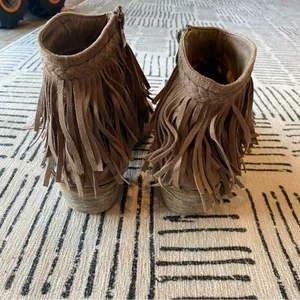 J. Adams Bree Taupe Suede Fringe Western Ankle Boots Size 10 thumbnail 5