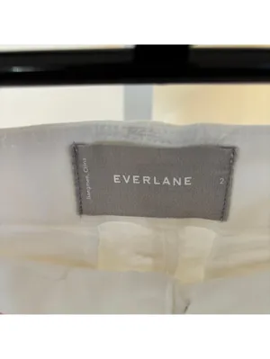 Everlane EUC Women's Off White Straight Cropped Chino Pants Size 2 thumbnail 2