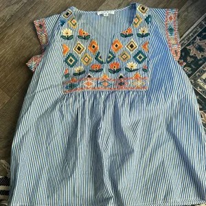 THML blue and white striped embroidered top size M thumbnail 1