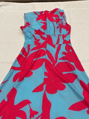 Sleeveless Maxi Dress in Turquoise with Hot Pink Floral Print thumbnail 8