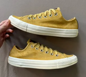 Converse Chuck Taylor All Star Suede Low Top Sneakers thumbnail 1