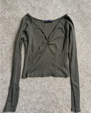 Abercrombie Top thumbnail 1