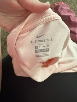 Nike Women’s Dri-Fit Top thumbnail 3