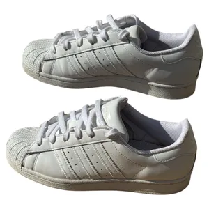 Adidas Superstar Triple White Sneakers Women’s 6.5 Leather Shell Toe thumbnail 3