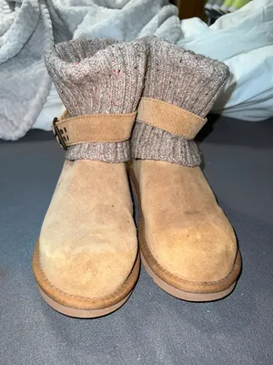 UGG Boots thumbnail 4