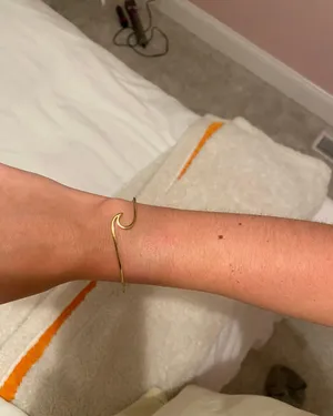 Pura Vida Wave Bracelet thumbnail 2