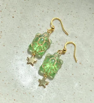 cute boho retro funky vintage style Czech turtle & star earrings🐢🌟 thumbnail 3