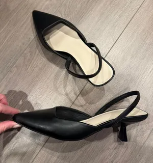 H by Halston Pointed Toe Kitten Heel thumbnail 3
