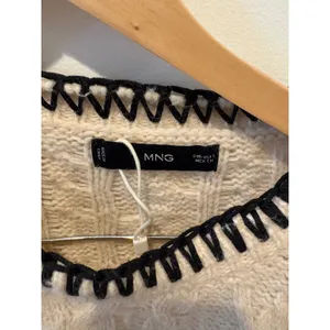 Mango MNG Cream Cable Knit Sweater Black Contrast Stitch Crew Neck Small thumbnail 6