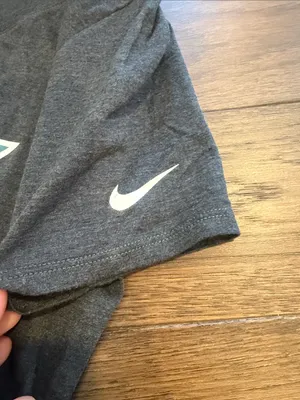 Nike Dark Charcoal Gray Philadelphia Eagles V-Neck T-Shirt Size Medium - C54-033 thumbnail 4