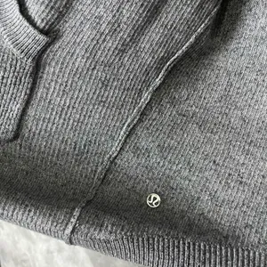 Lululemon Cabin Yogi Reversible Wrap Heathered Medium Grey Small Tencel Cashmere thumbnail 5