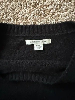 American Eagle Outfitters Sweater thumbnail 3