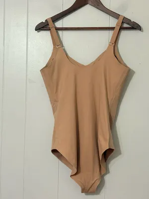Honeylove Cami Bodysuit Shapewear Beige Nude L Built-In Bra Sculpting Seamless thumbnail 4