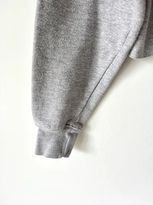 Brandy Melville Gray Rad Cropped Crew Neck Sweatshirt Y2K Streetwear Casual thumbnail 5