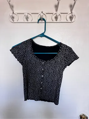 Brandy Melville Navy Button Crop Top thumbnail 2