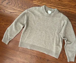 H&M Beige Faux Pearl Embellished Crewneck Sweater Size Medium Poly/Wool Blend thumbnail 1