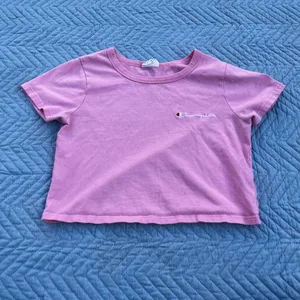Cropped T Shirt Size Small thumbnail 1